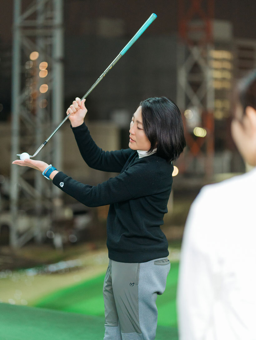 レッスンする船山プロ