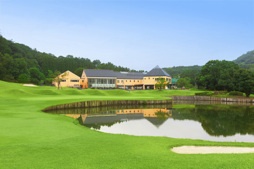 花祭ゴルフ倶楽部のクラブハウス