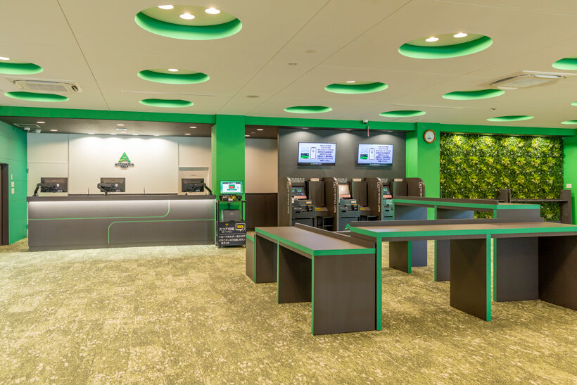 リニューアルした加茂カントリークラブのロビー