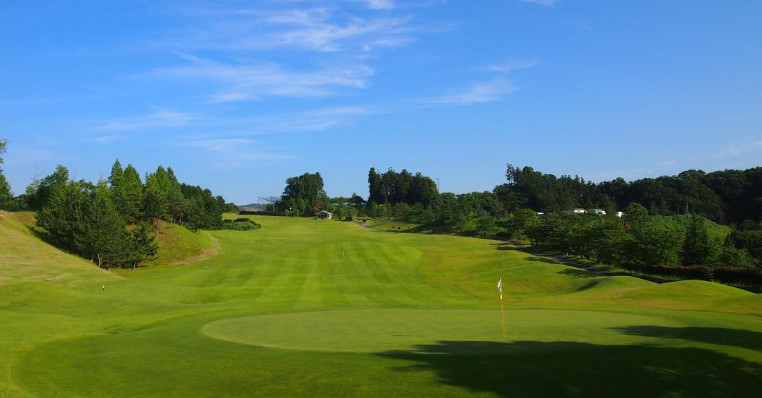 アゼリアヒルズカントリークラブ
