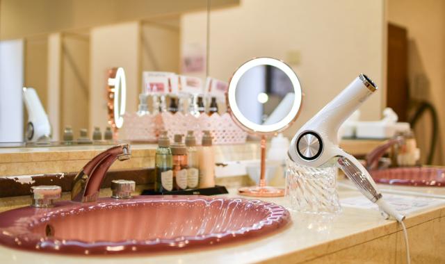 お試しください♪リファドライヤー＆ヘアアイロン